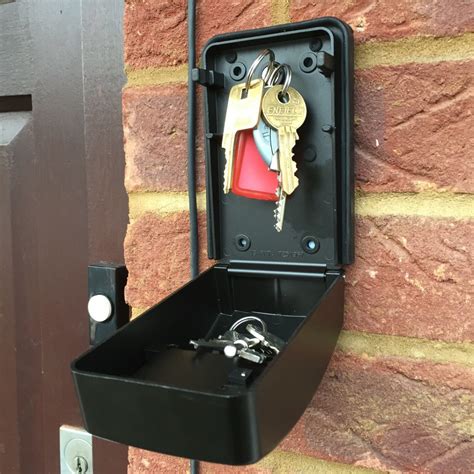 heavy metal outdoor combination lock box wall mount for key|wall mounted lockbox for keys.